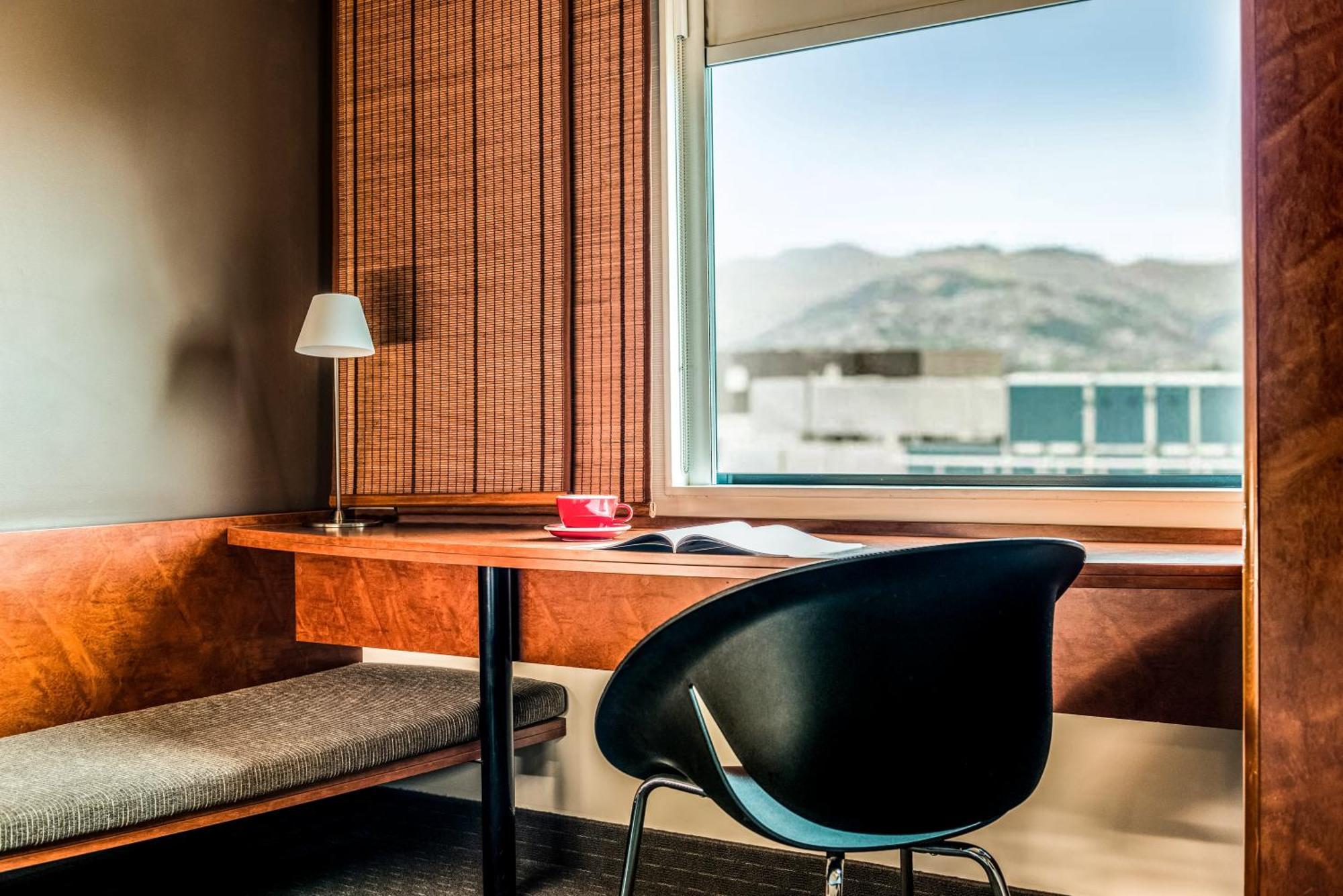 Ibis Christchurch Exteriér fotografie